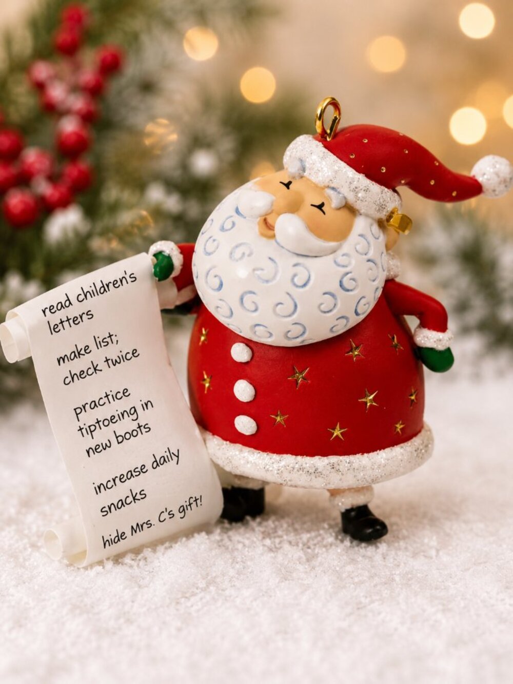 Hallmark Keepsake Santa “So Much To Do!” Ornament 2004 Nello Williams